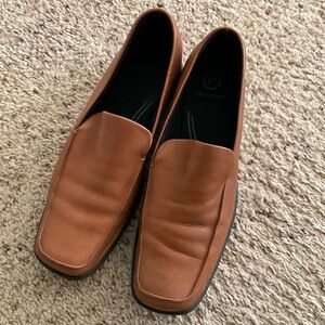 Rockport Women Leather Brown Loafers size 9M